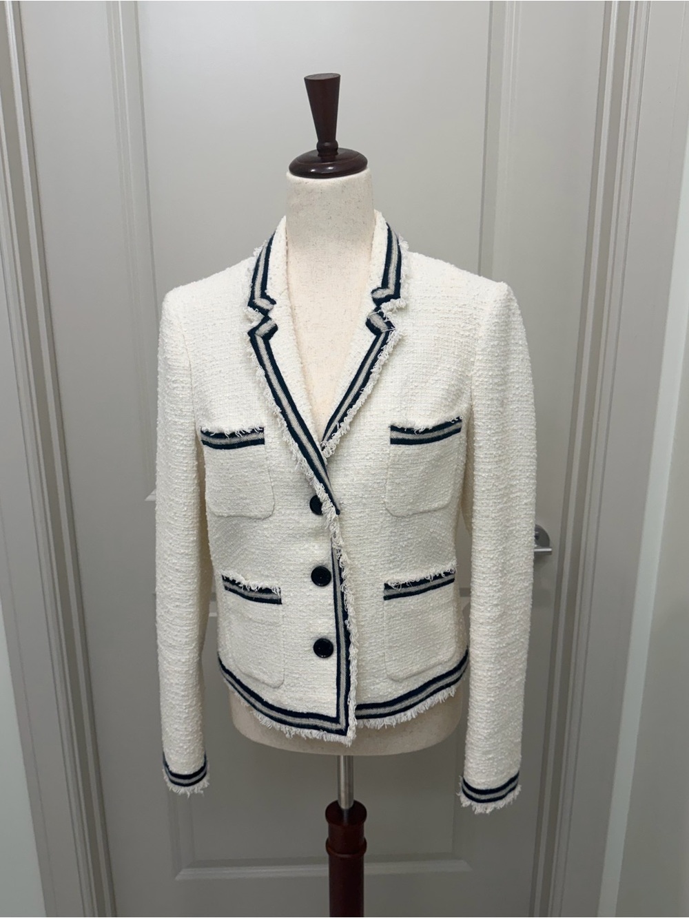LK Bennett - Cream Tweed Blazer with Navy Trim - US 6